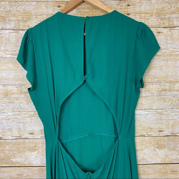 Reformation Lena Mini Sheath Dress In Green - Picture 7 of 8
